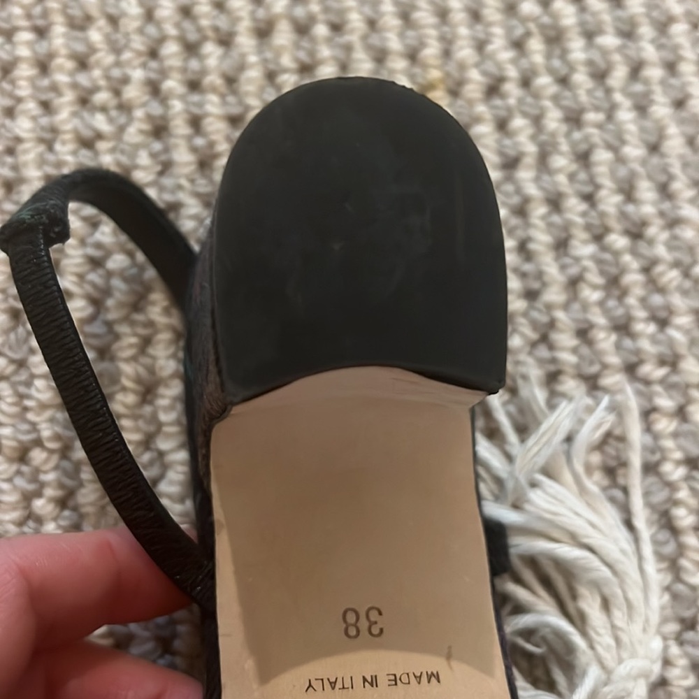 The Most Beautiful, Go With Everything Chanel Pump - image 8